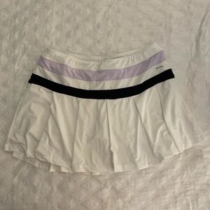 SLAZENGER Women's Pleated Golf Skort, XL light Purple, whire & black pleated